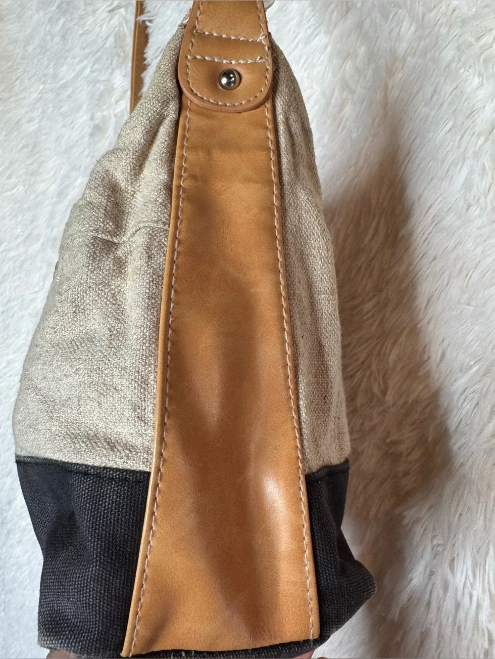 Stone Mountain Color Block Crossbody Bag - Picture 9 of 12